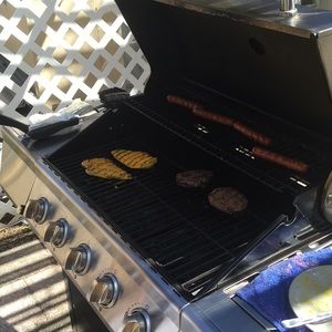 Meet your Posher, Christian